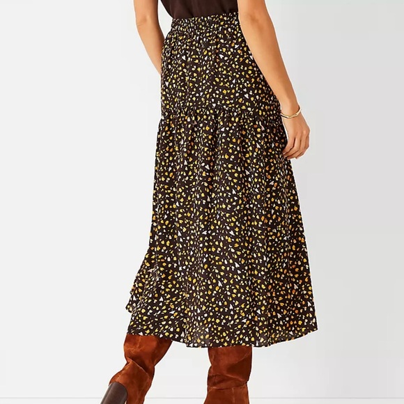 Ann Taylor Pleated Brown Prairie Pullon Midi Skirt NWOT - Medium - Picture 2 of 12